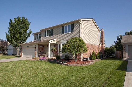 1st image of 42400 Beechwood Dr