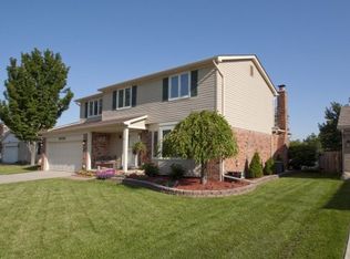 42400 Beechwood Dr, Canton, MI 48188