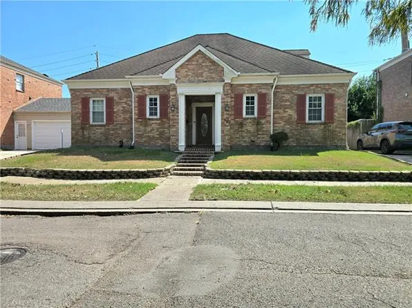 360 Leslie Ln, New Orleans, LA 70124