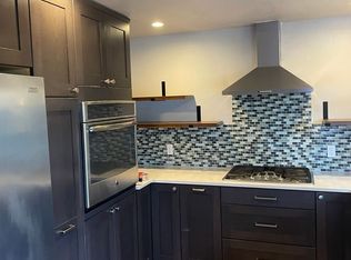 3918 S Ave, Anacortes, WA 98221