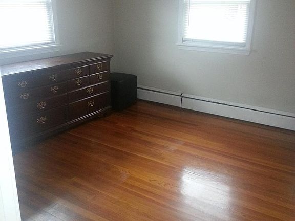 bedroom 1 room