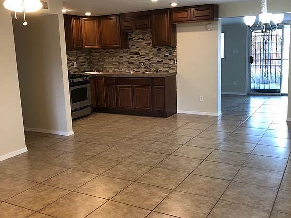 4th image of 734 W Calle Ramona