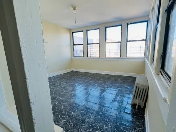 115 Wright St APT 2, Staten Island, NY 10304