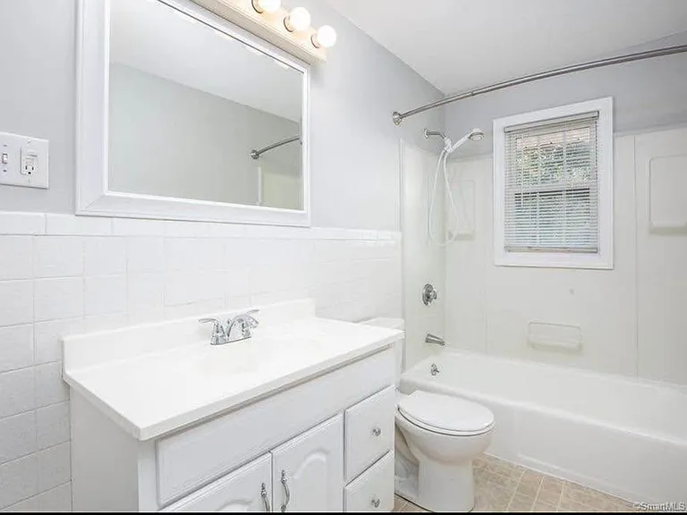 4 Loveland Hill Rd #H2 — Photo 12