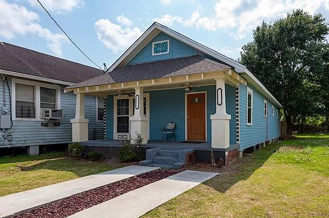 3 bed, 2.0 bath, 1562 sqft, $1,500 — Photo 1