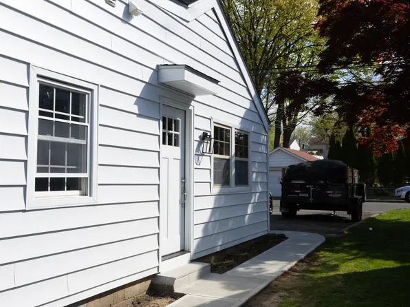 49 Glenwood Ave, Norwalk, CT 06854