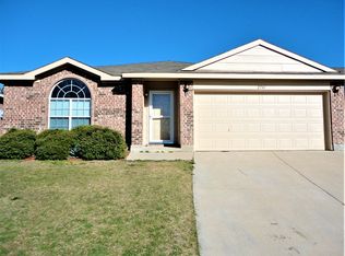 2741 Briscoe Dr, Fort Worth, TX 76108