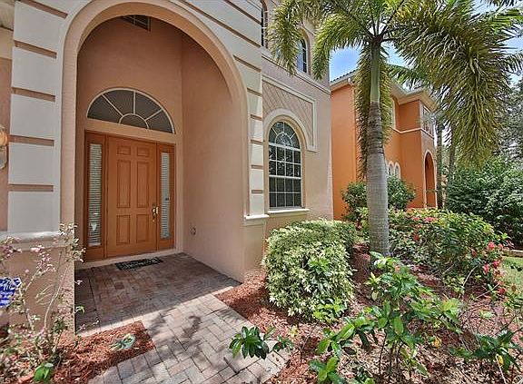 4th image of 8680 Pegasus Dr