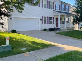 58 Fountainview Dr, Saint Charles, MO 63303