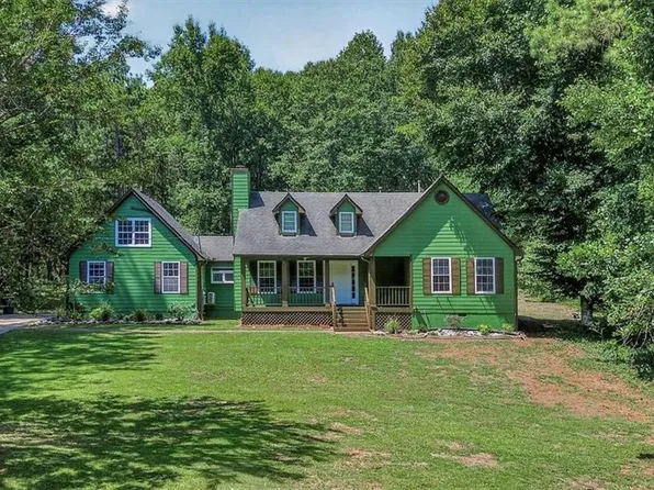 115 Hubbard Dr, Newnan, GA 30263