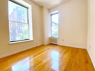 Rented by Manhattan Spaces