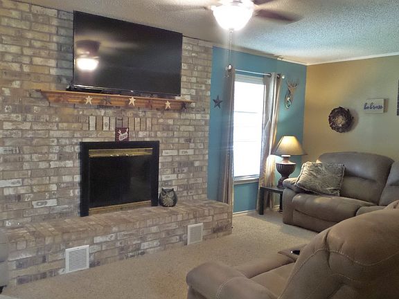 4th image of 805 W 11th St