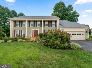 17511 Prince Philip Dr, Olney, MD 20832