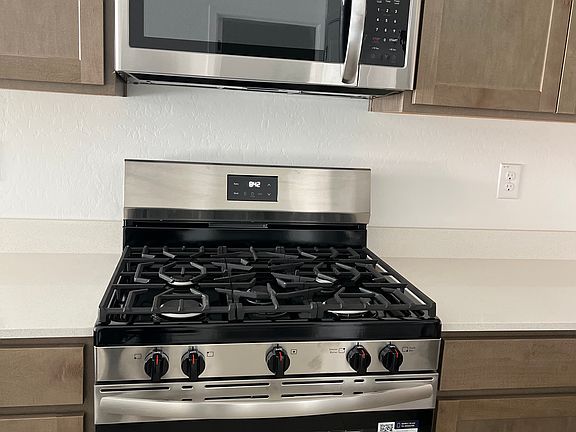 4th image of 9816 W Catalina Dr