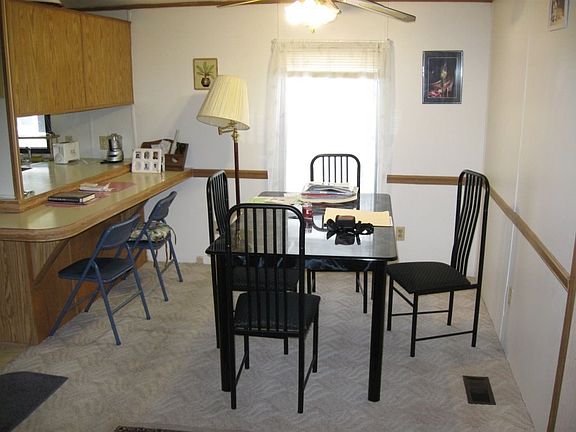 4th image of 14 Winter Pine Dr