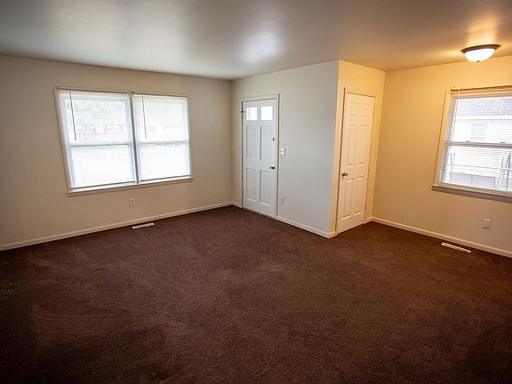 4th image of 2656 E Rick Dr