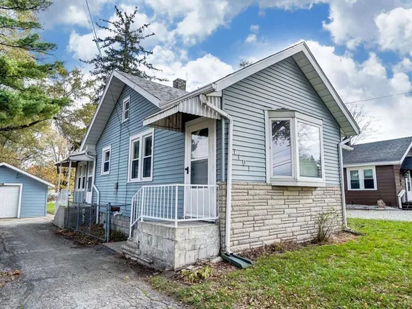 7101 Baer Rd, Fort Wayne, IN 46809