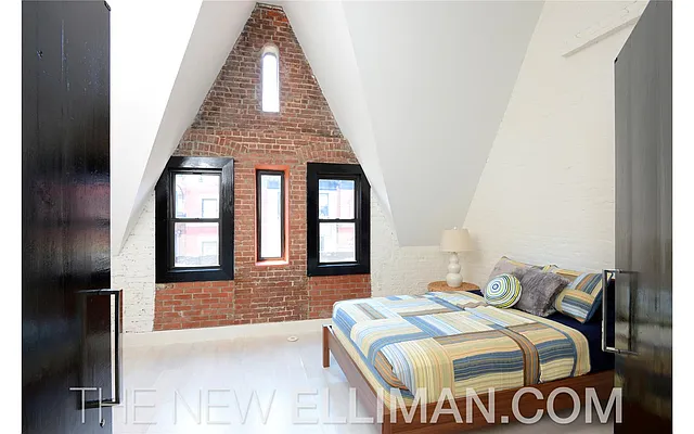 Sold by Douglas Elliman | media 14