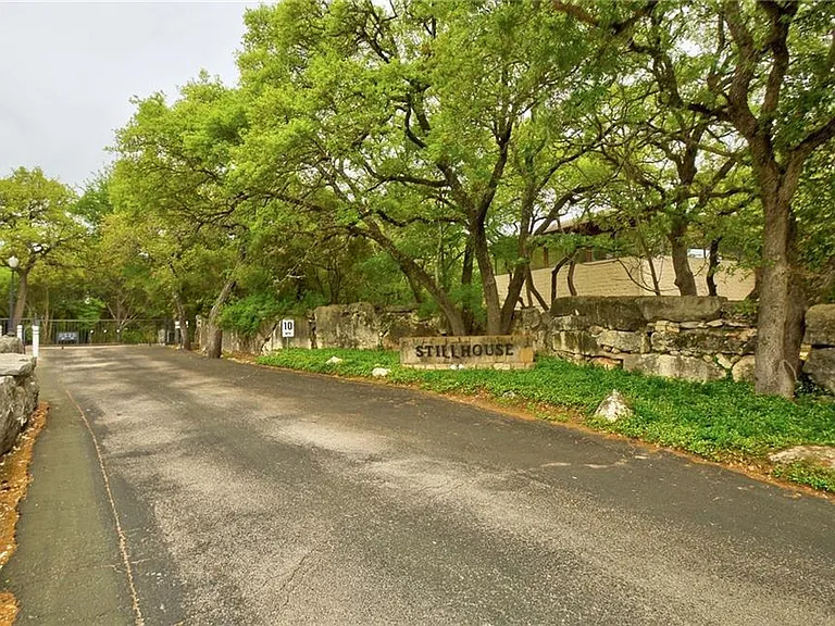 4711 Spicewood Springs Rd #182 — Photo 24
