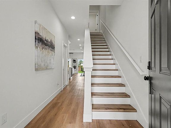 4th image of 3623 N 54th St Unit 2
