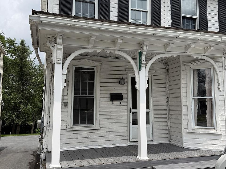 1st image of 47 W Main St