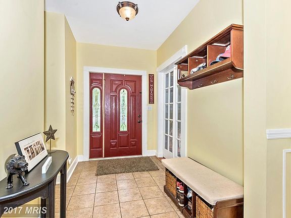 5th image of 5 Woodlawn Ave