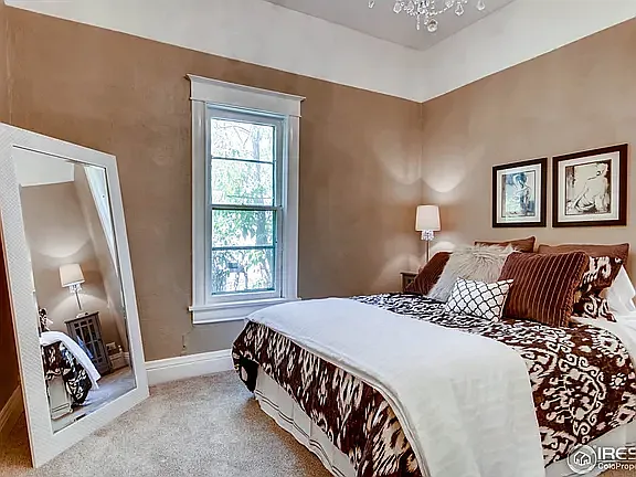 209 W Simpson St — Photo 14