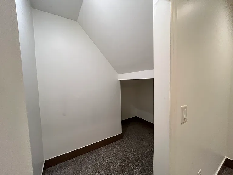 377 Danforth Ave #B9 — Photo 8