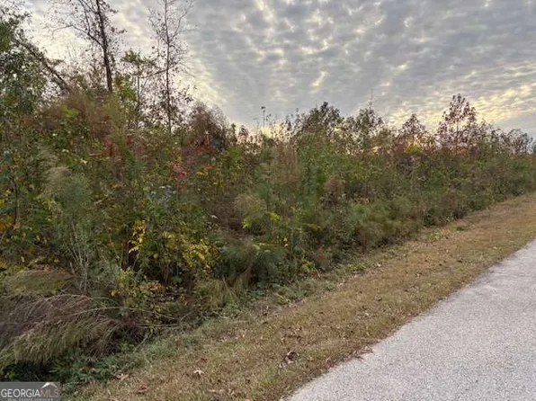 243 Kendall Dr, Griffin, GA 30224