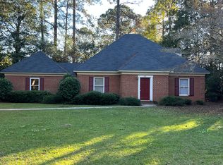 208 Merrywood Dr, Statesboro, GA 30458