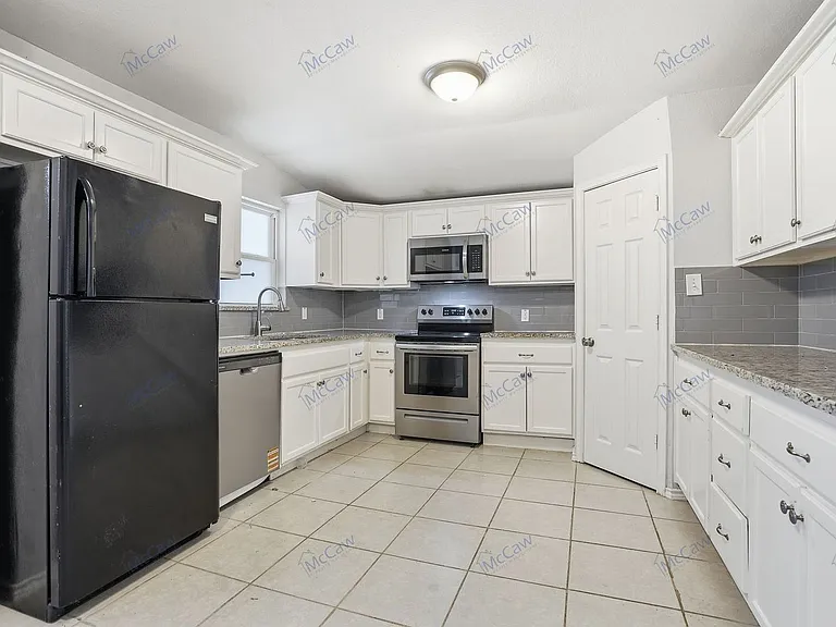 508 W Lone Star Ave — Photo 10