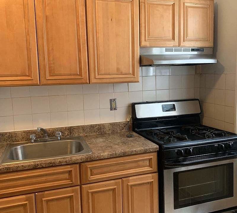 1st image of 831 Nostrand Ave APT 6