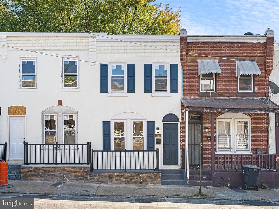 1st image of 206 N Franklin St