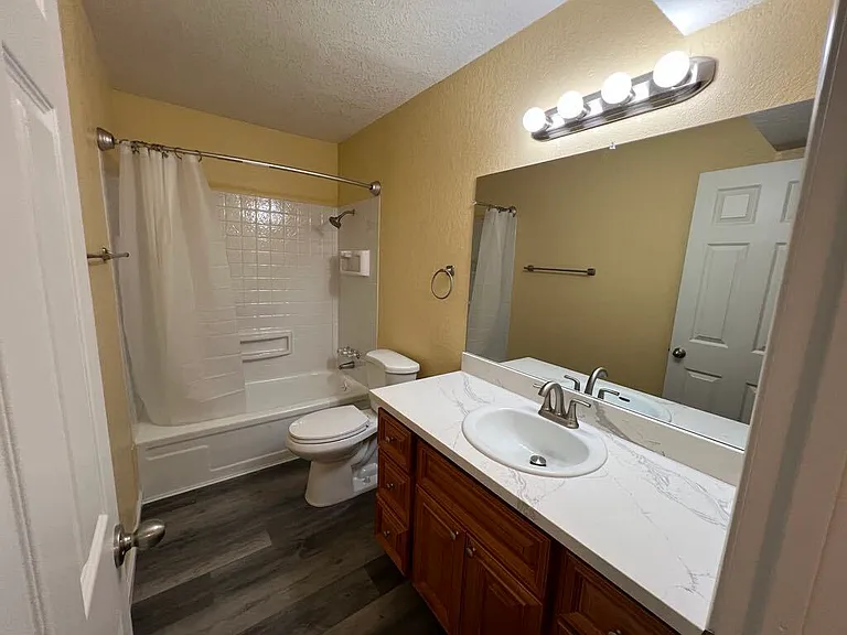 1210-1250 Kenny Dr — Photo 128
