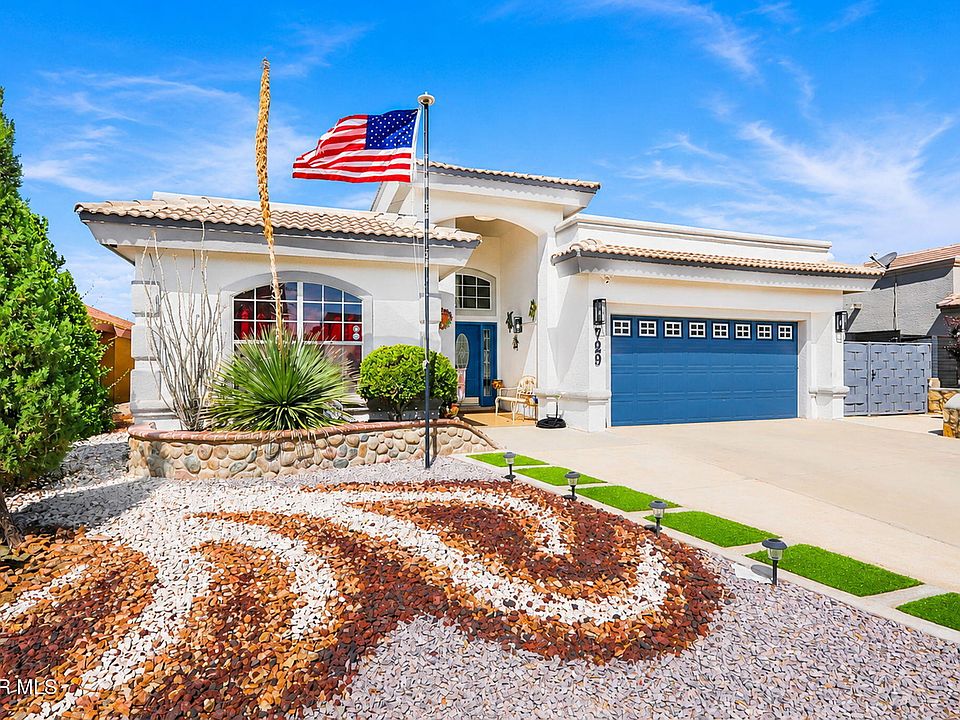1st image of 729 Desert Silver Dr