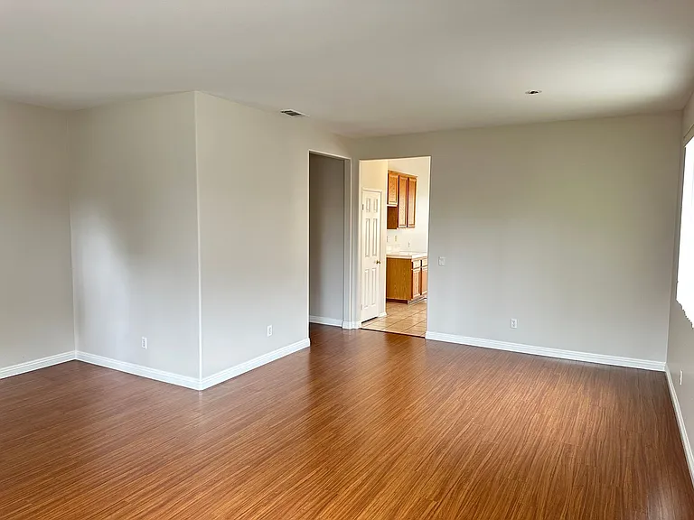 13321 Heritage Way — Photo 4