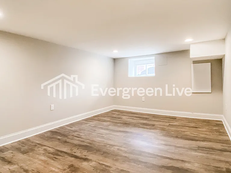 427 N Streeper St — Photo 6