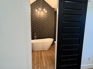 135 Melrose Pl, Dayton, TN 37321
