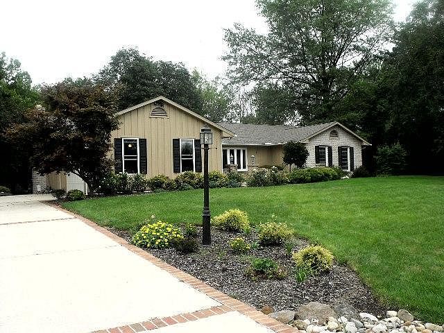 2nd image of 21433 Wintergreen Dr