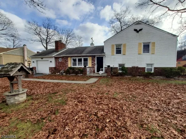 202 Espanong Rd, Jefferson Twp., NJ 07849