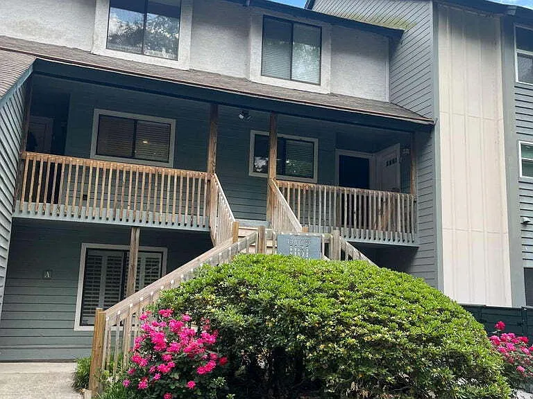 1161 Shadow Lake Cir #E — Photo 30