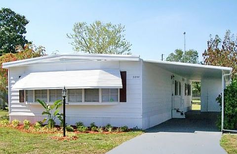1st image of 2898 Canyon Dr