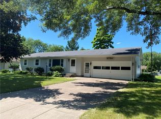 2764 Wellington Dr E, Eau Claire, WI 54703