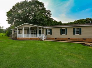 111 Sandbar Rd, Starr, SC 29684