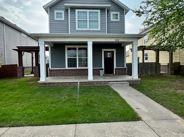 592 N Longfellow Ln, Fayetteville, AR 72704