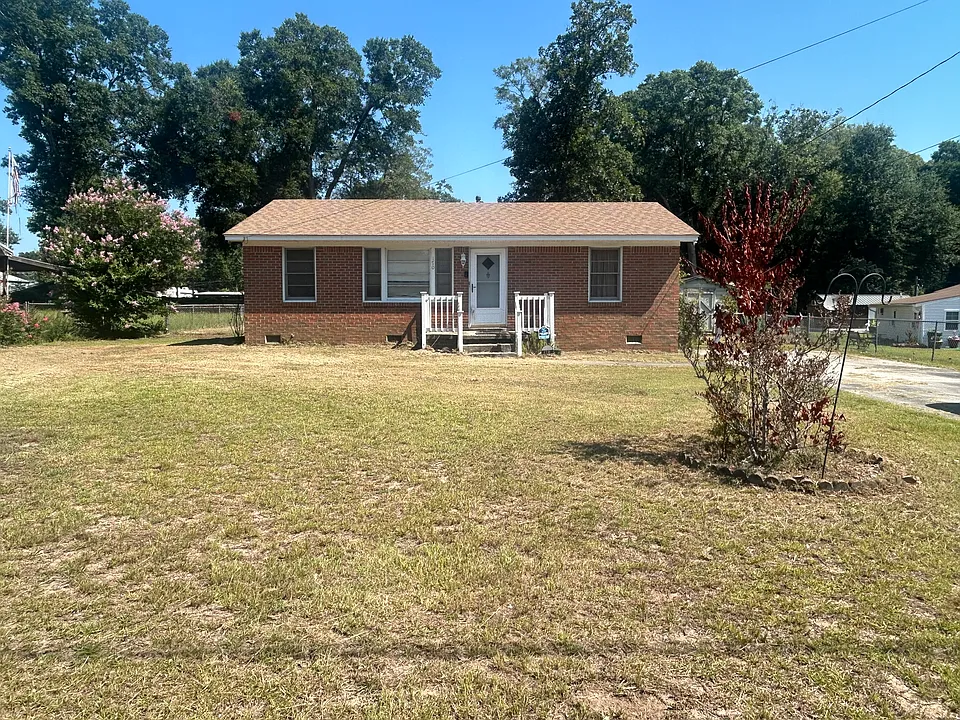 170 Highland Park Cir