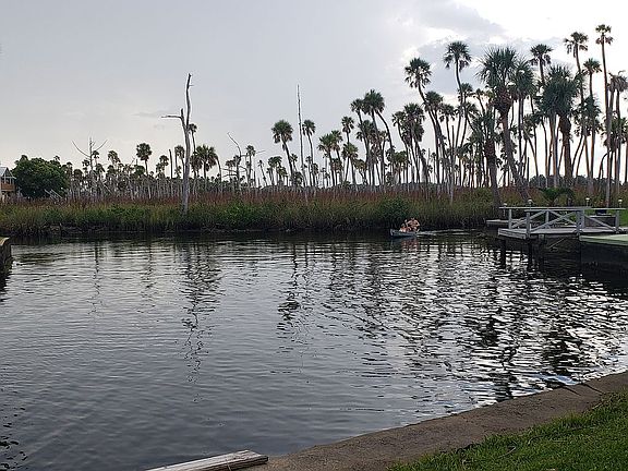 Looking West -GREAT Sunsets!