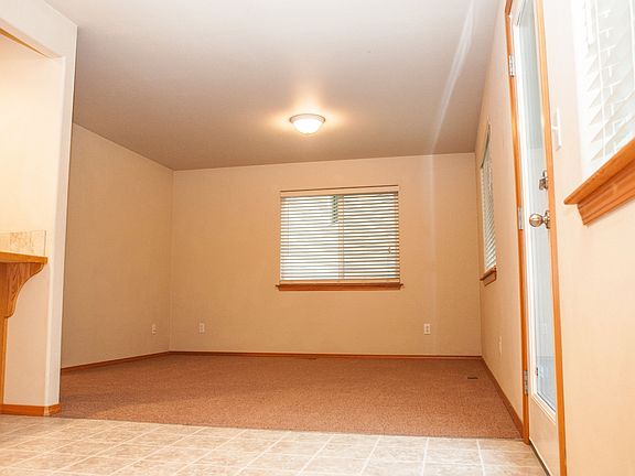 5th image of 5022 119th St NE #A