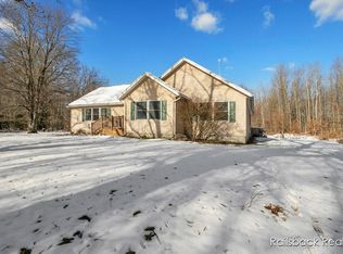 11670 Bailey Rd, Ravenna, MI 49451