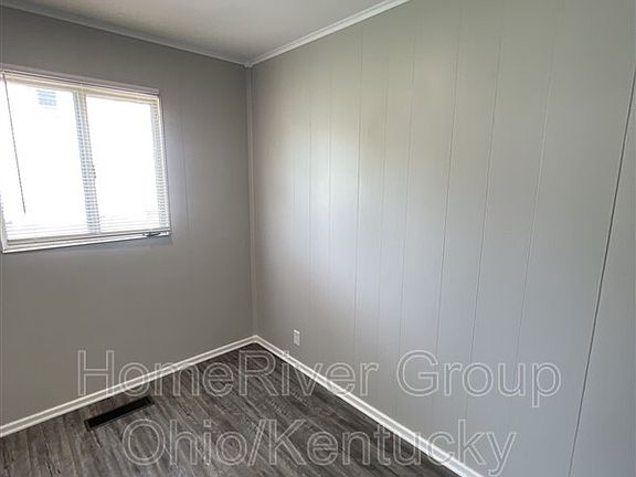5th image of 4094 Saylor St